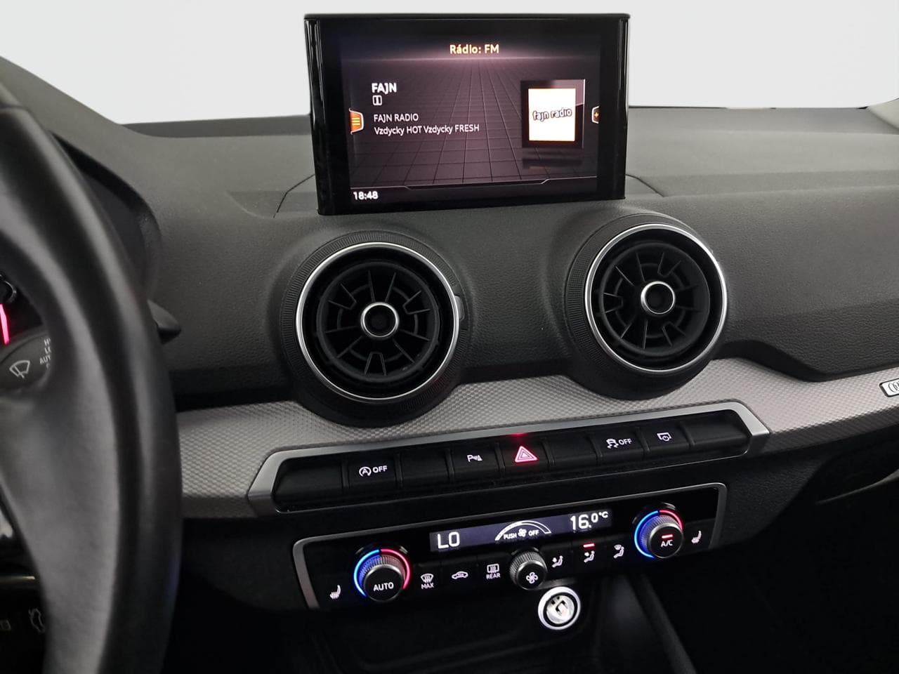 2020 Audi Q2 - 18