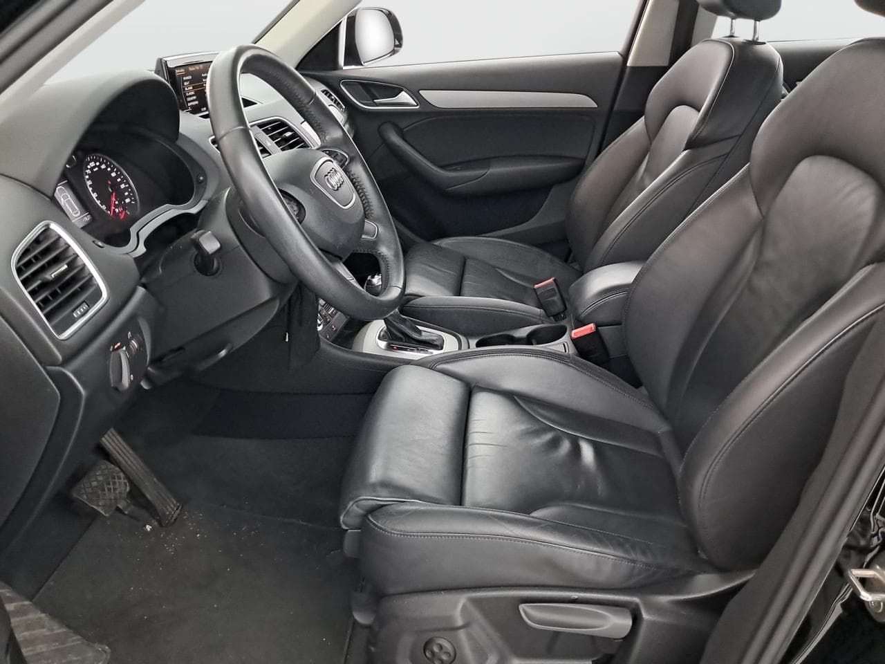 2014 Audi Q3 - 16