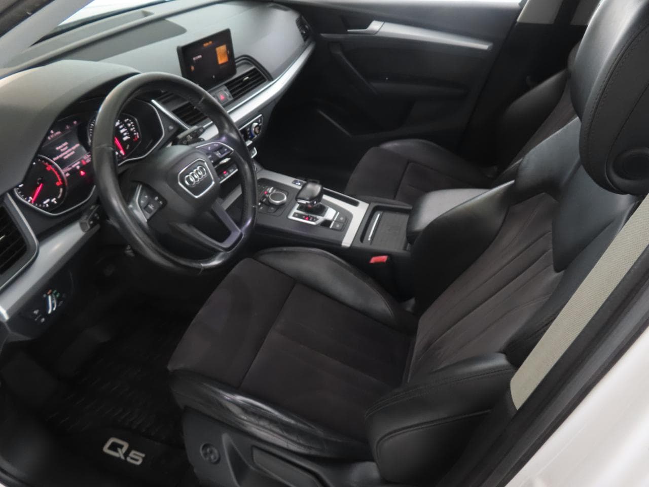 2019 Audi Q5 - 16