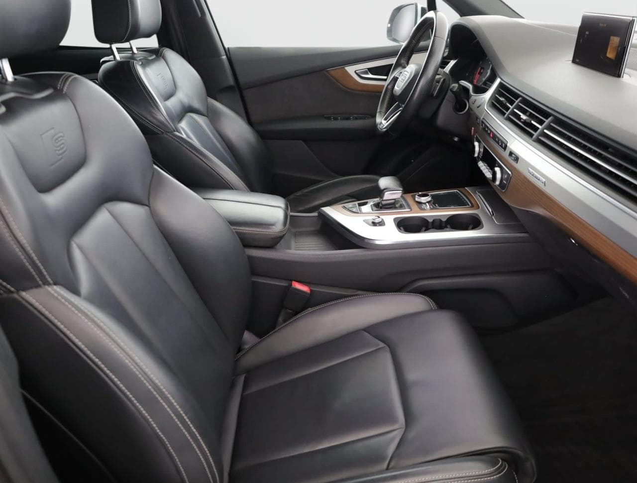 2016 Audi Q7 - 16