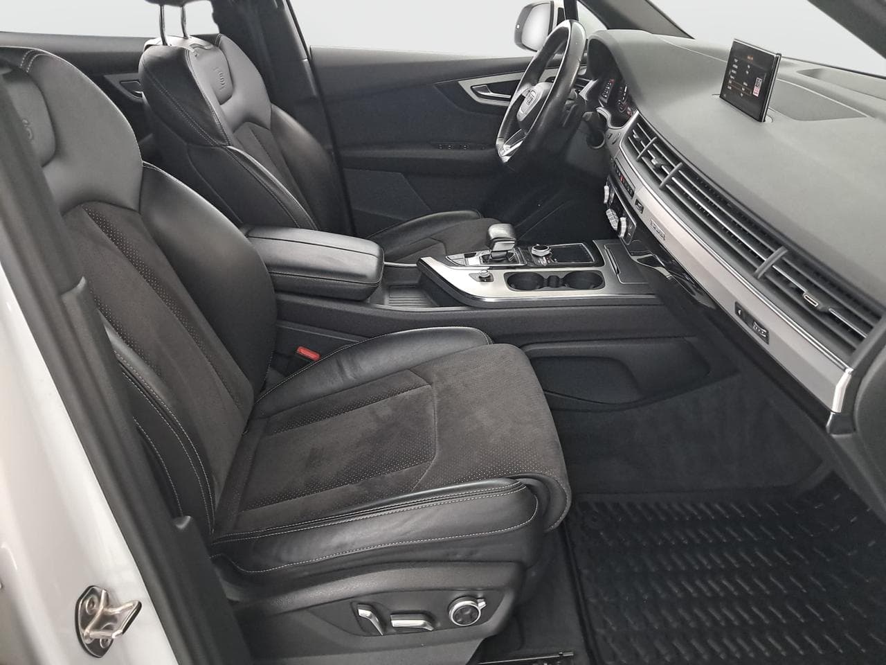 2016 Audi Q7 - 21