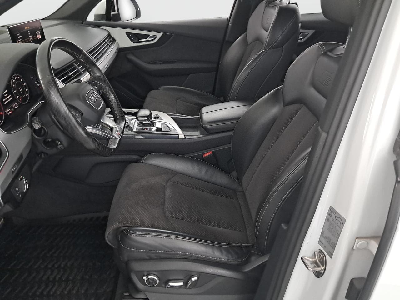 2016 Audi Q7 - 29