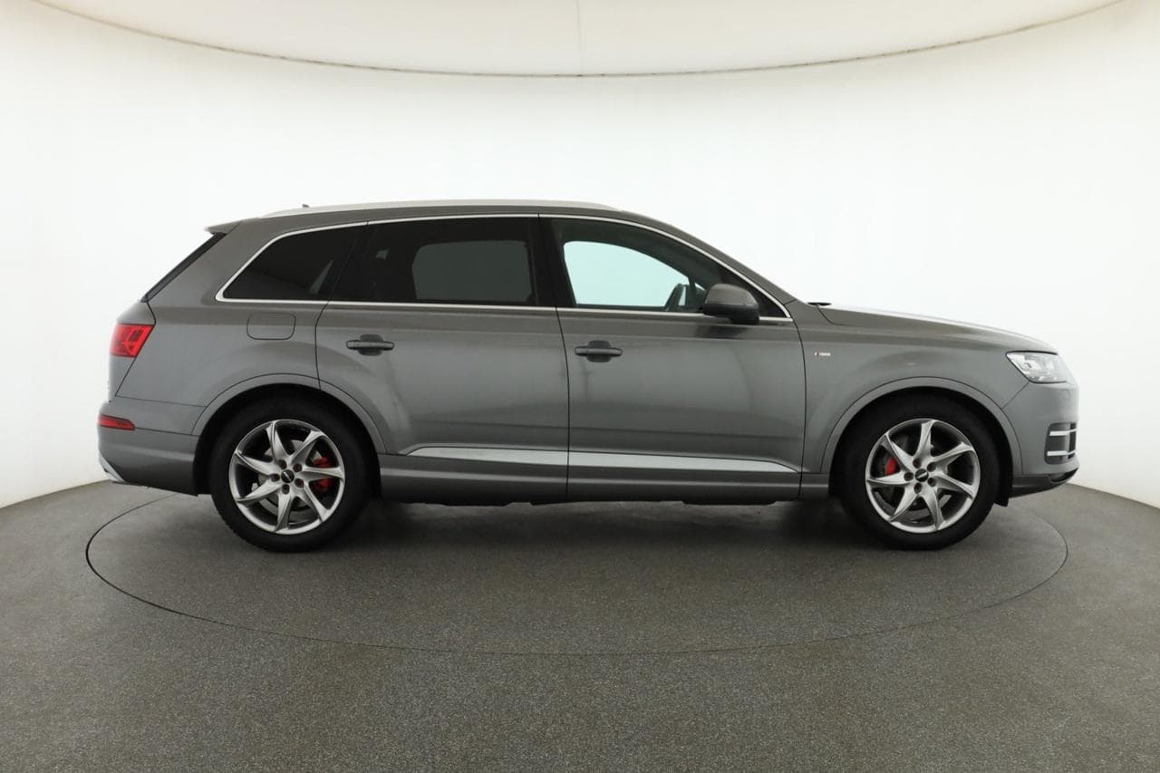 2017 Audi Q7 - 12