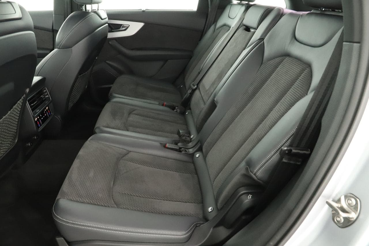 2021 Audi Q7 - 12