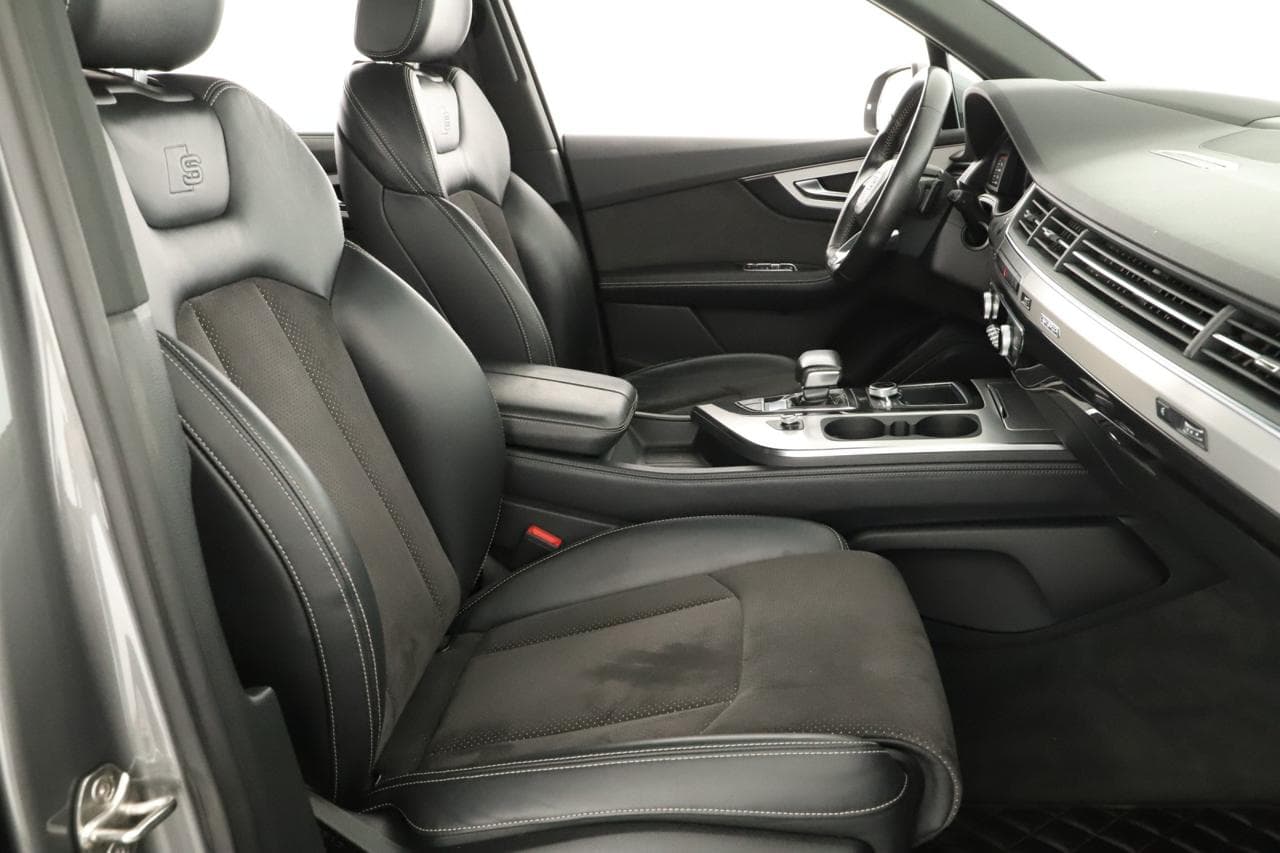 2017 Audi Q7 - 10