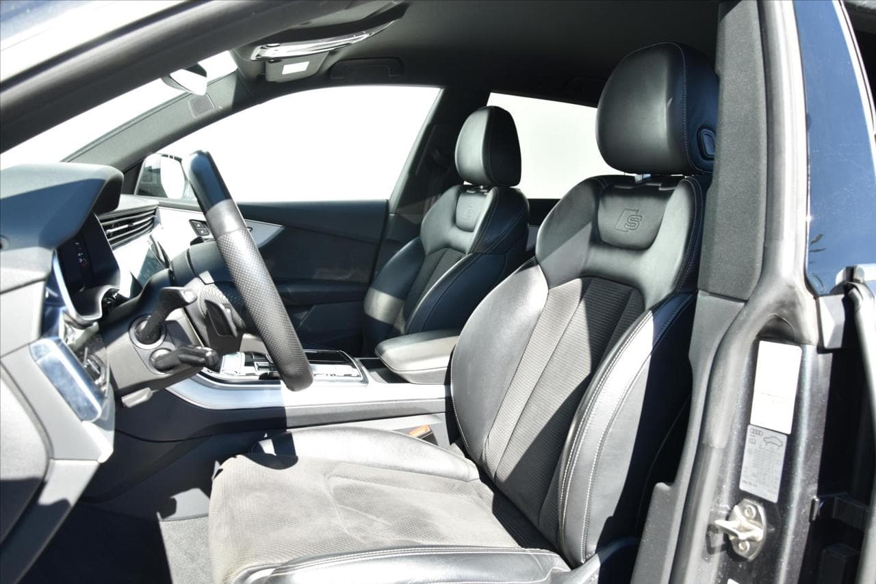 2019 Audi Q8 - 10