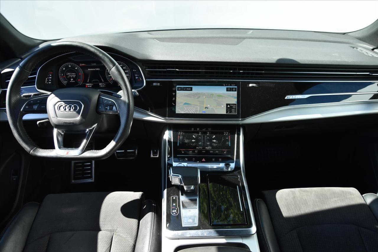 2019 Audi Q8 - 15