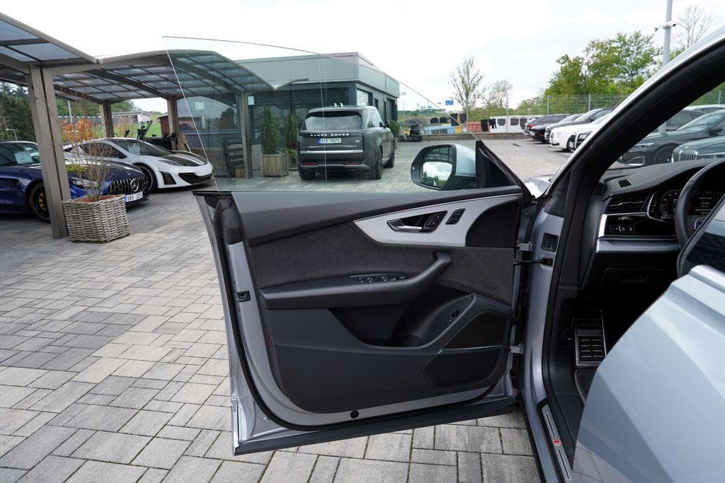 2019 Audi Q8 - 14