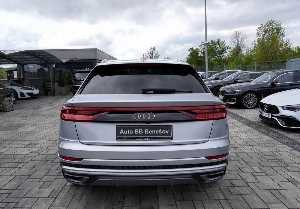 2019 Audi Q8 - 5