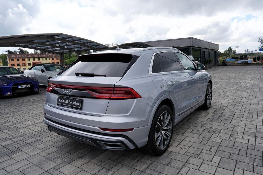 2019 Audi Q8 - 6