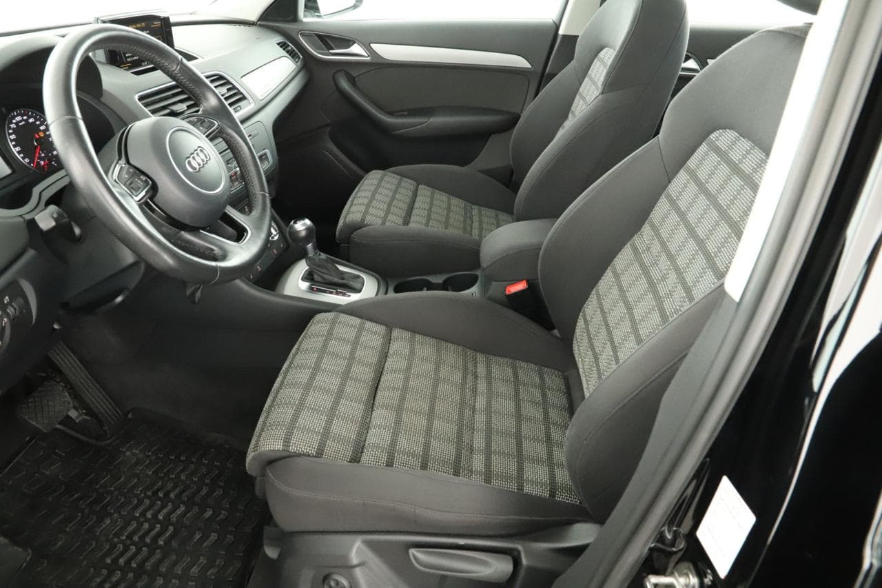 2014 Audi Q3 - 13