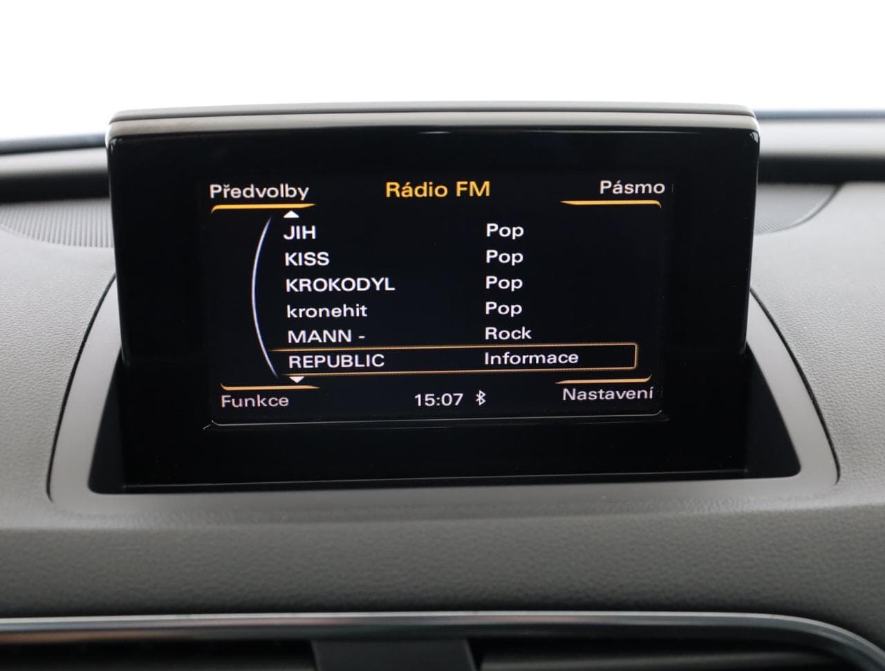 2016 Audi Q3 - 18
