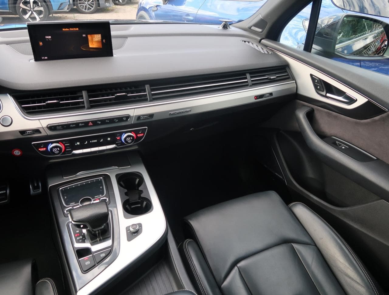 2016 Audi Q7 - 11
