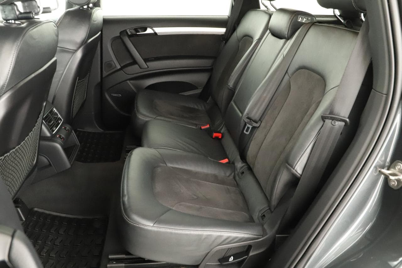 2015 Audi Q7 - 11