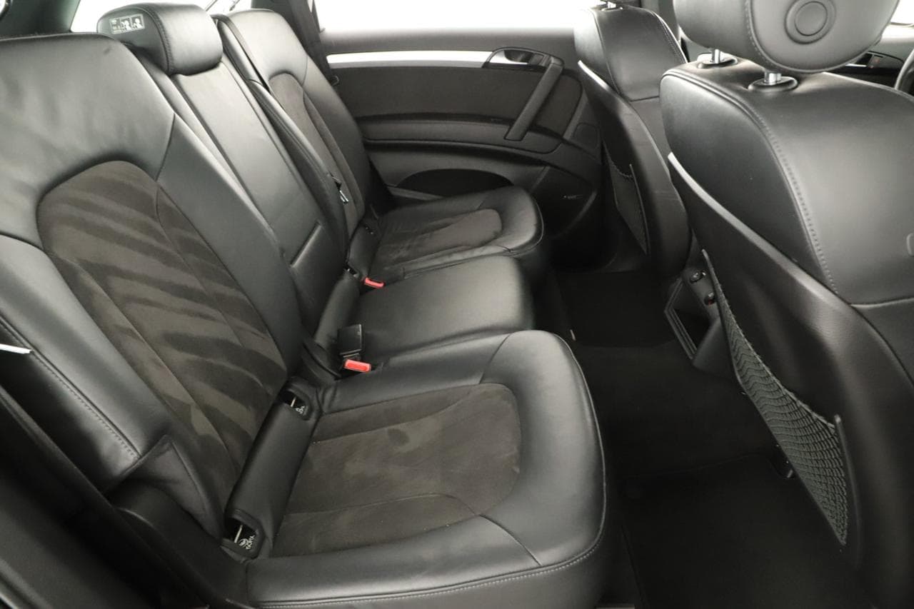 2010 Audi Q7 - 10