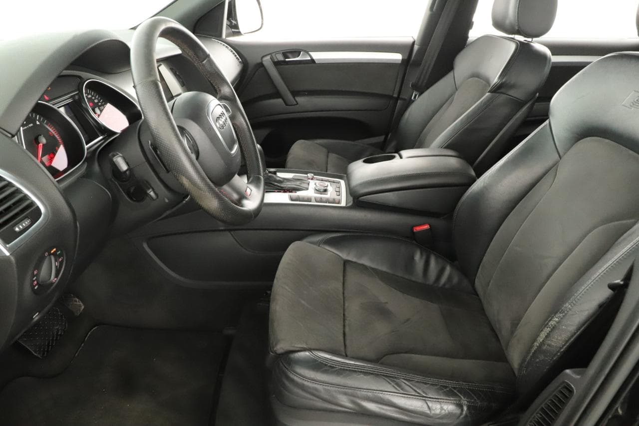 2010 Audi Q7 - 13