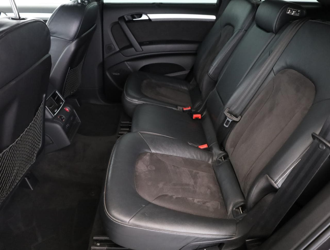 2011 Audi Q7 - 12