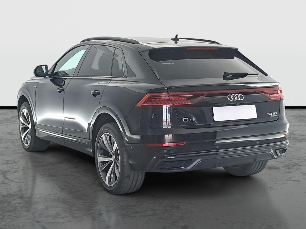 2019 Audi Q8 - 5