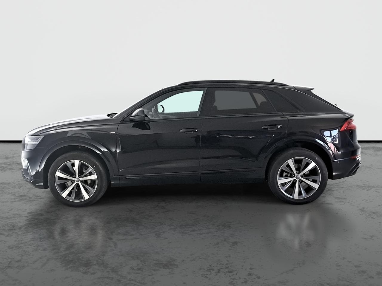 2019 Audi Q8 - 4