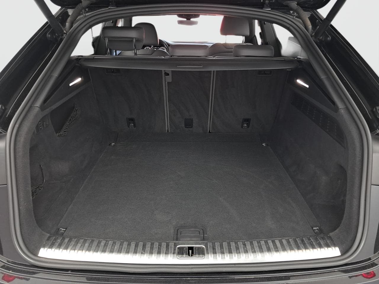 2019 Audi Q8 - 20