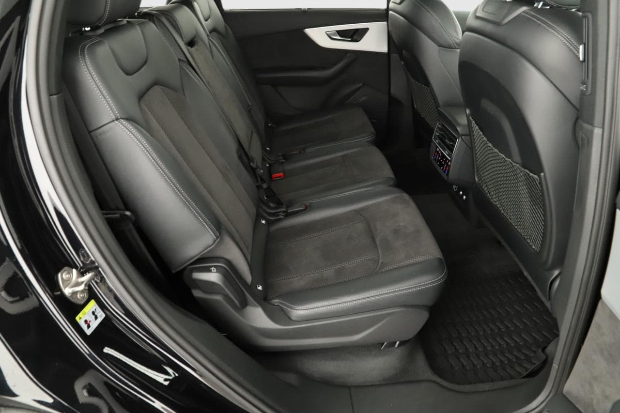 2020 Audi Q7 - 11