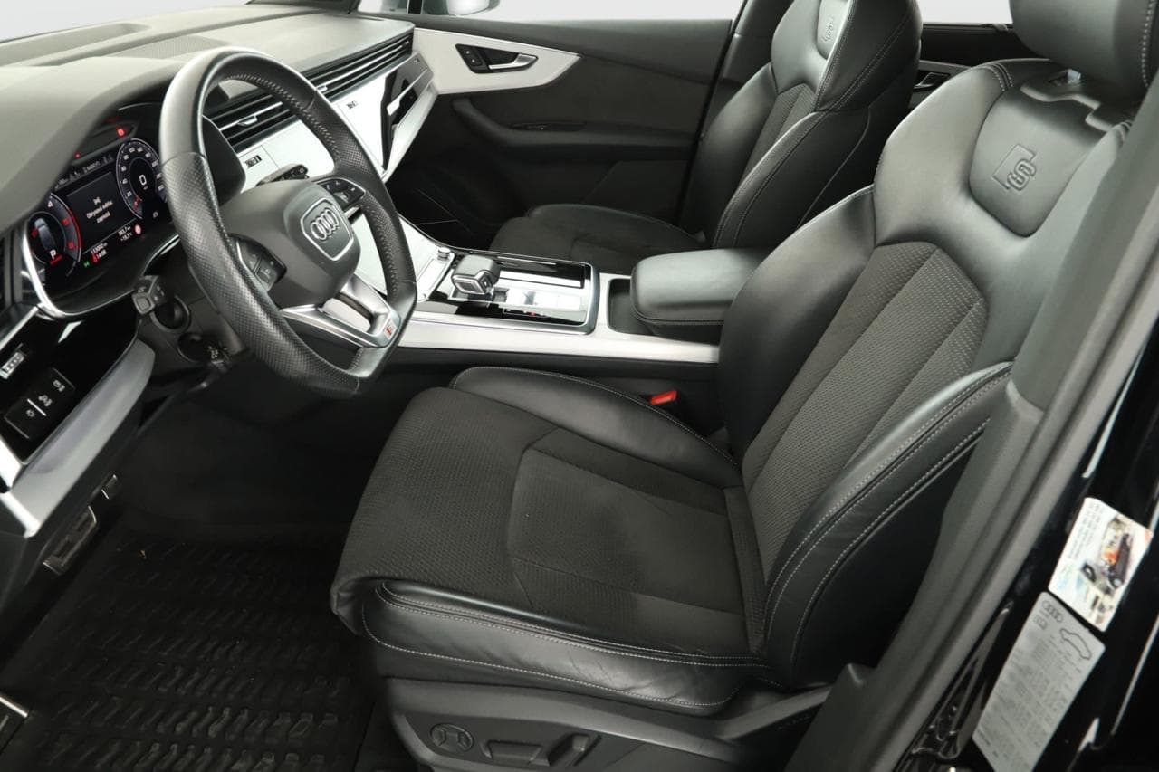 2020 Audi Q7 - 13