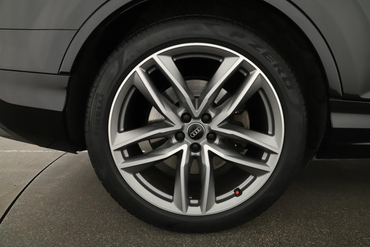 2020 Audi Q7 - 18