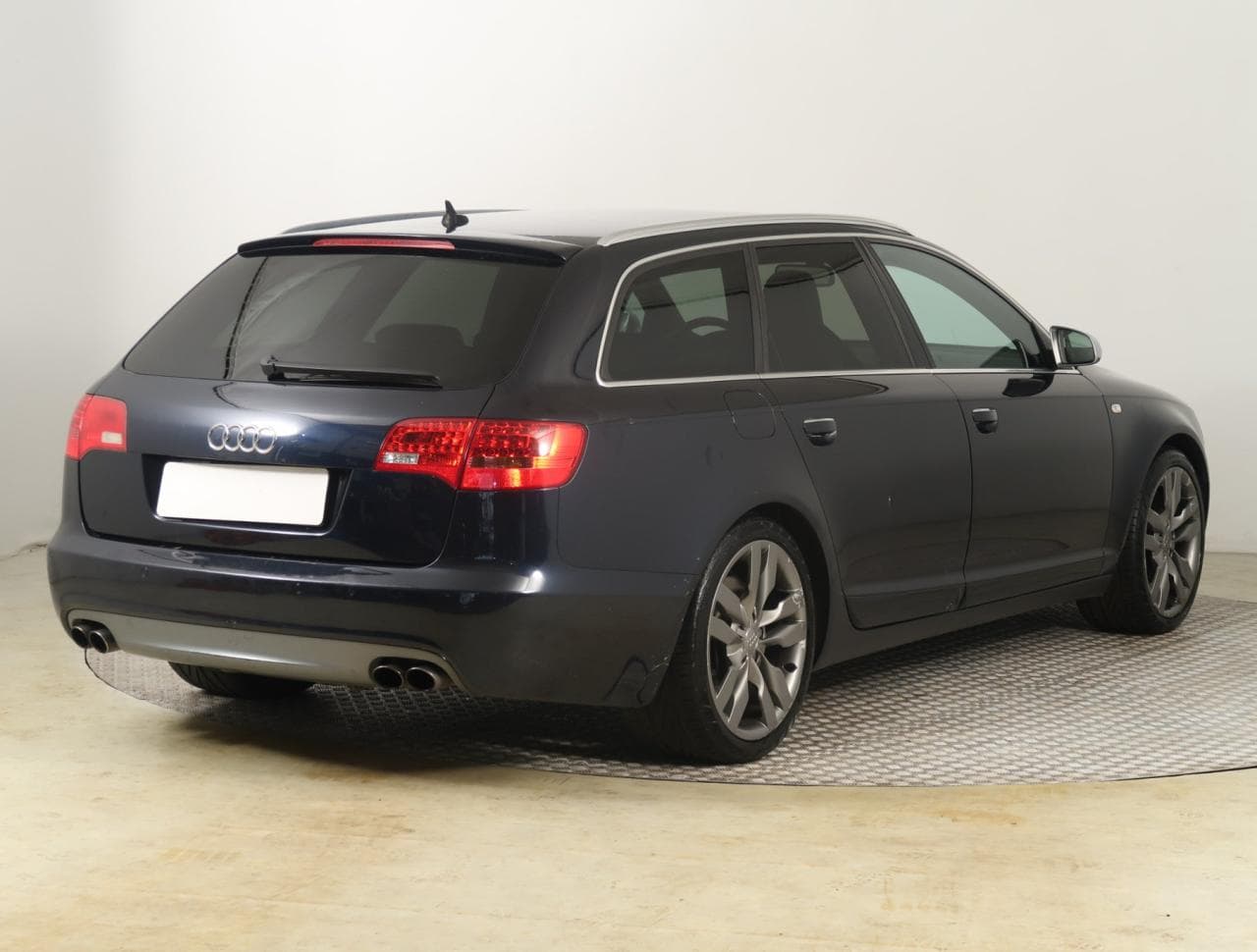 2007 Audi S6 - 7