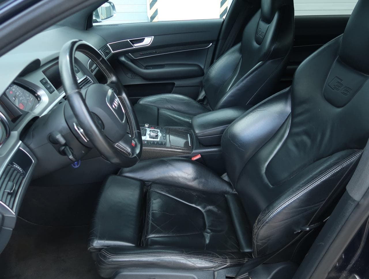 2007 Audi S6 - 16