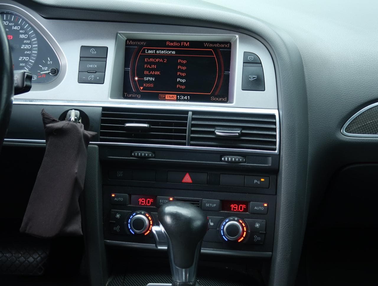 2007 Audi S6 - 18
