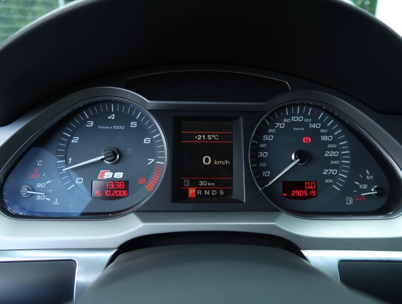 2007 Audi S6 - 17