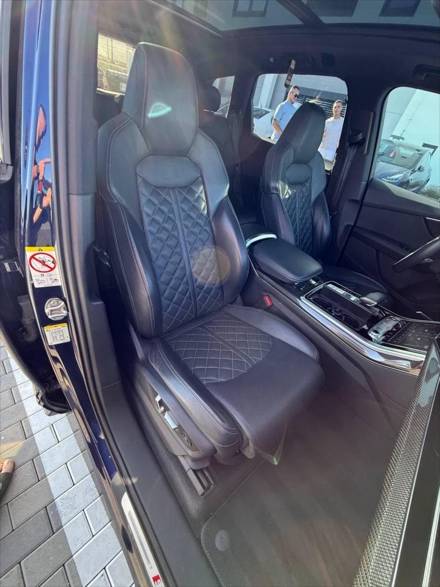 2021 Audi SQ7 - 7