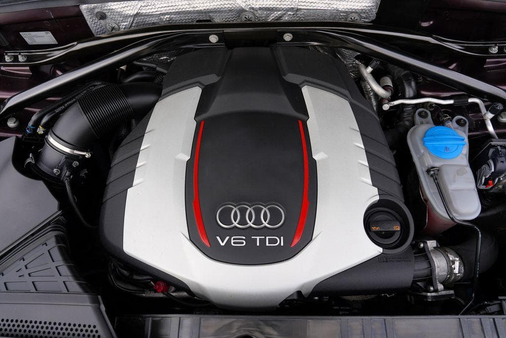 2013 Audi SQ5 - 10