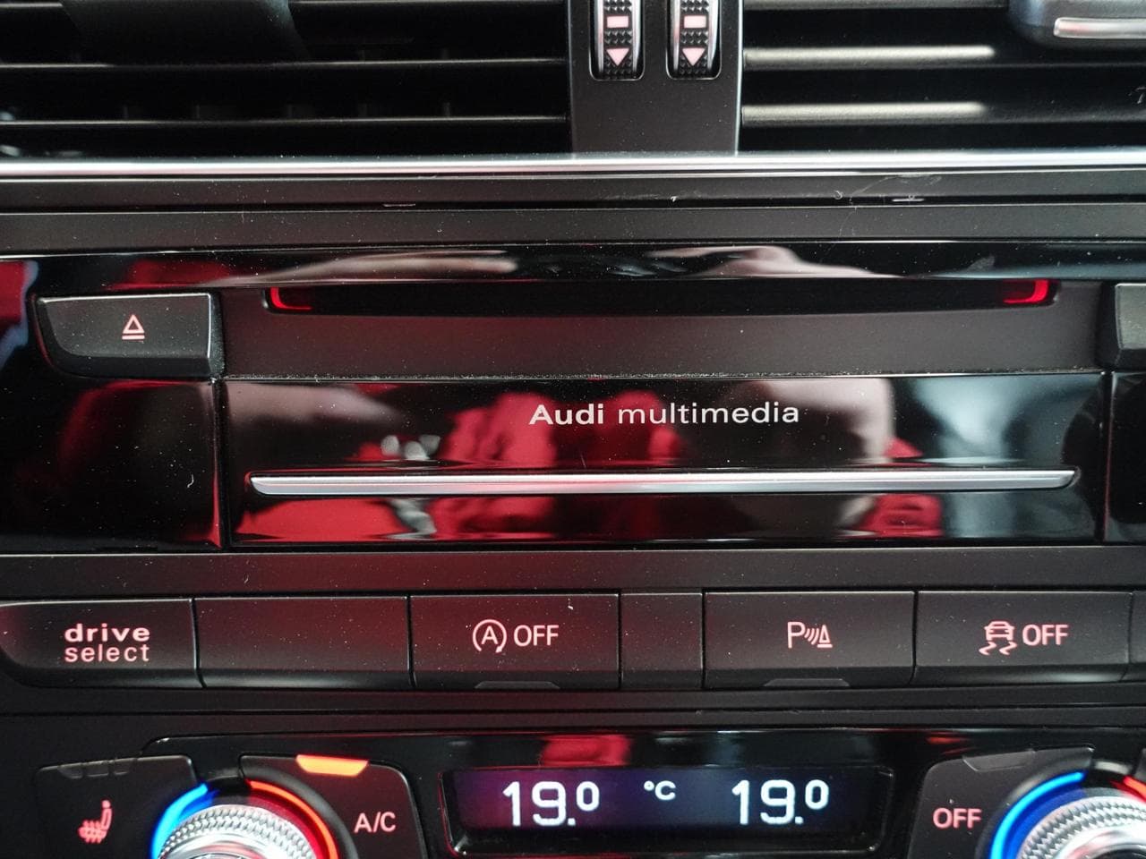 2015 Audi SQ5 - 19