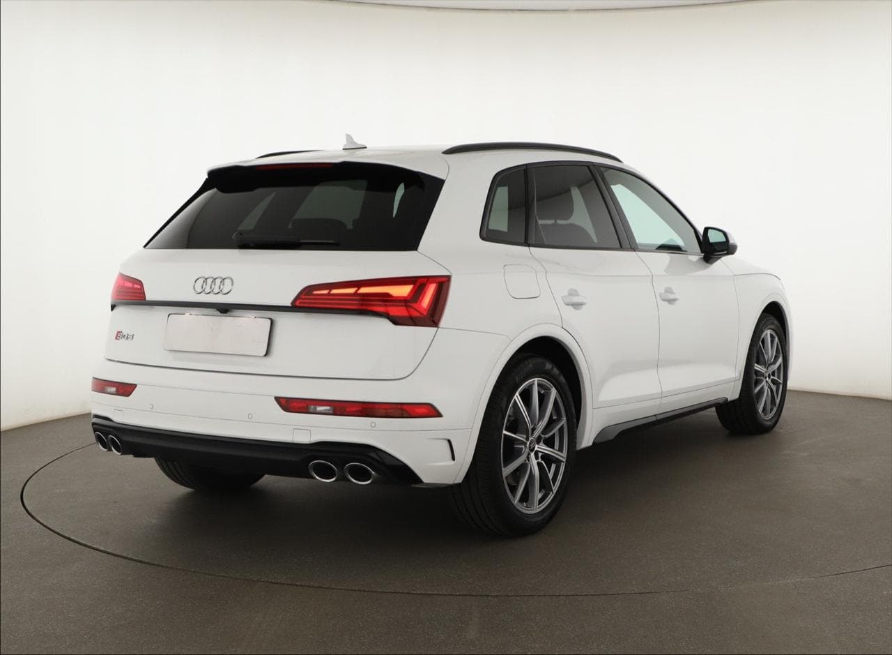 2022 Audi SQ5 - 8