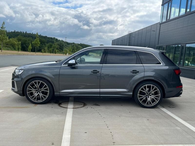 2020 Audi SQ7 - 8