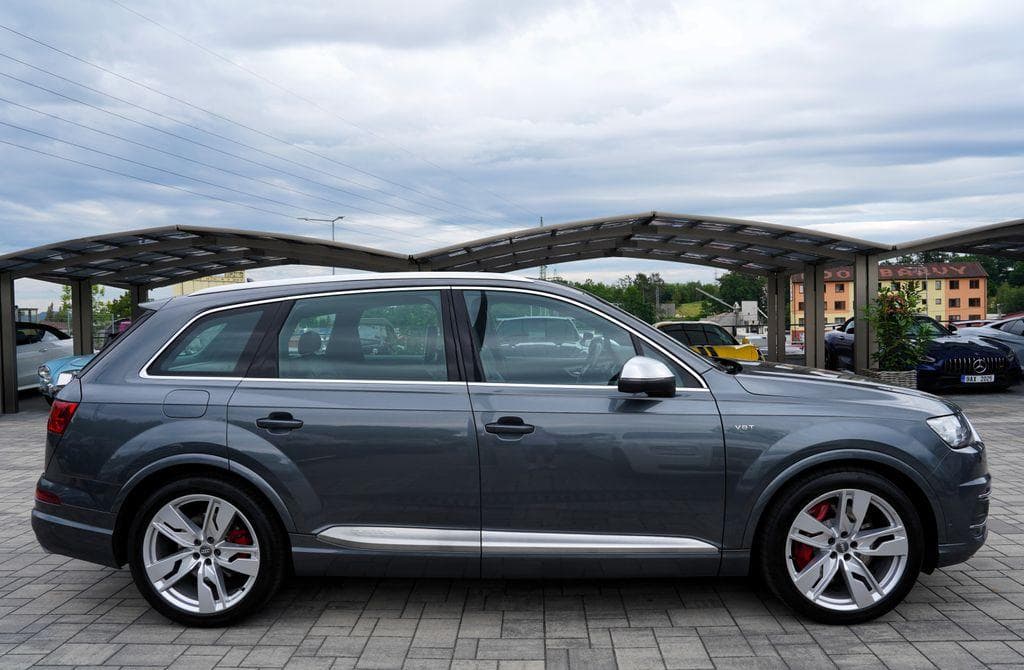 2016 Audi SQ7 - 7