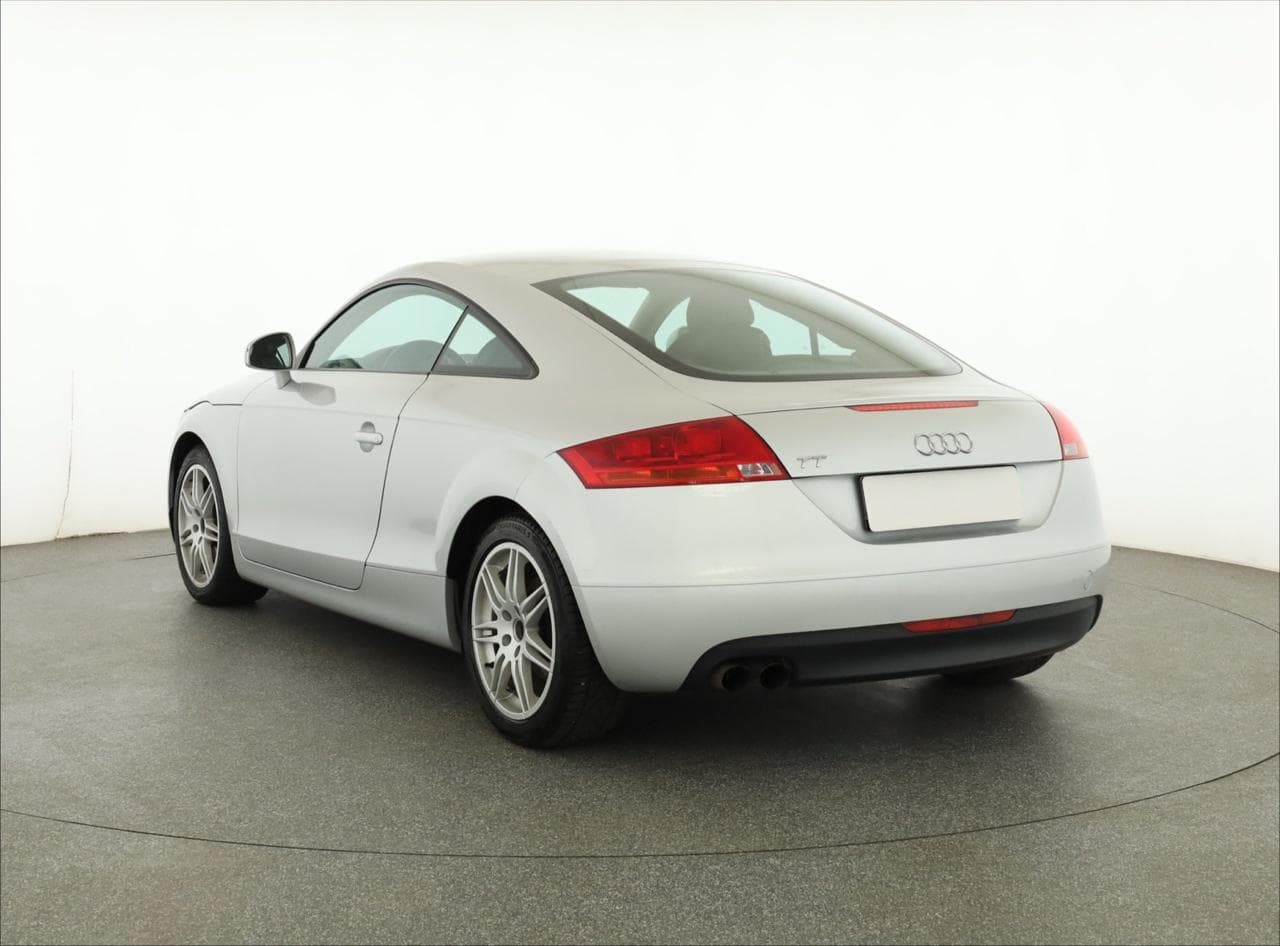 2007 Audi TT - 9