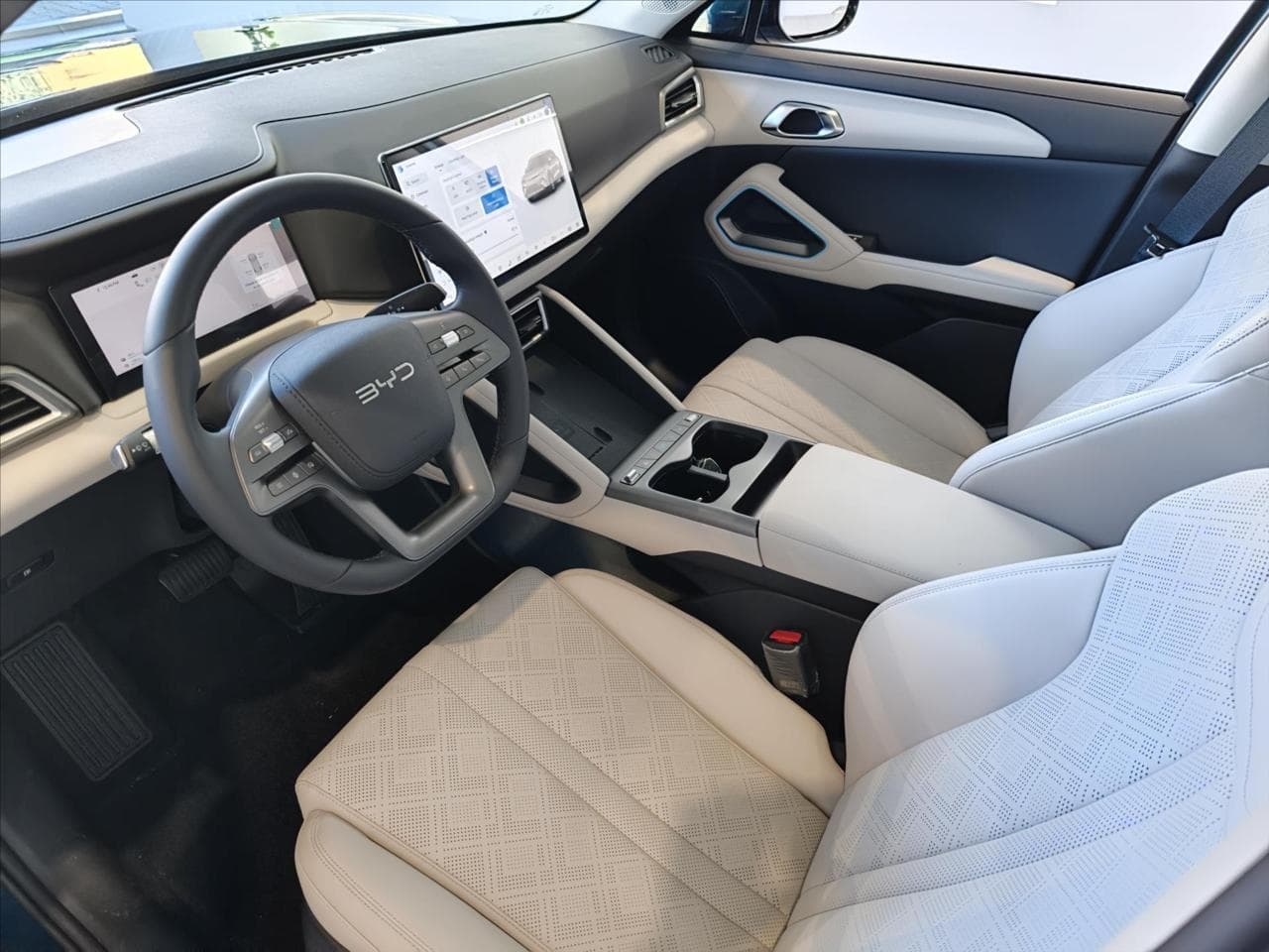 2026 BYD ATTO - 7