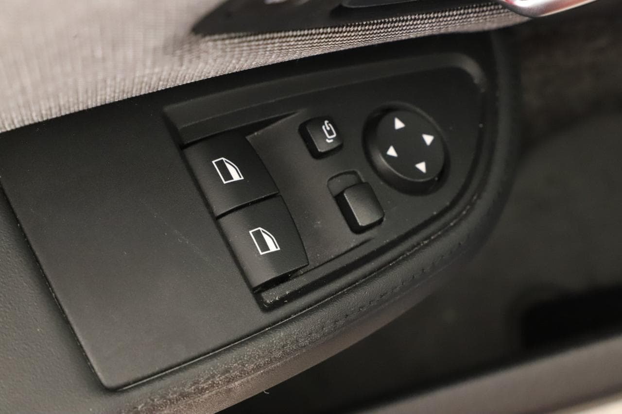 2019 BMW i3 - 19
