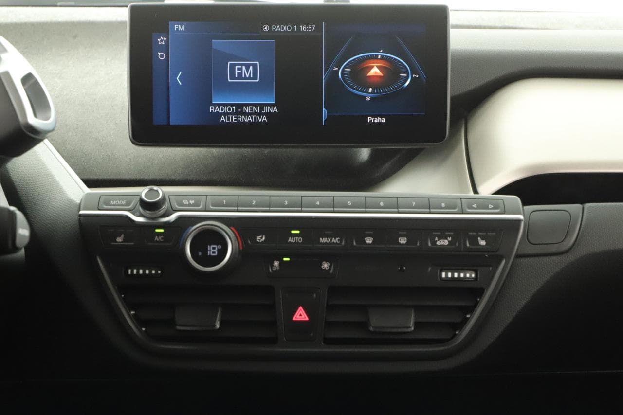 2019 BMW i3 - 15