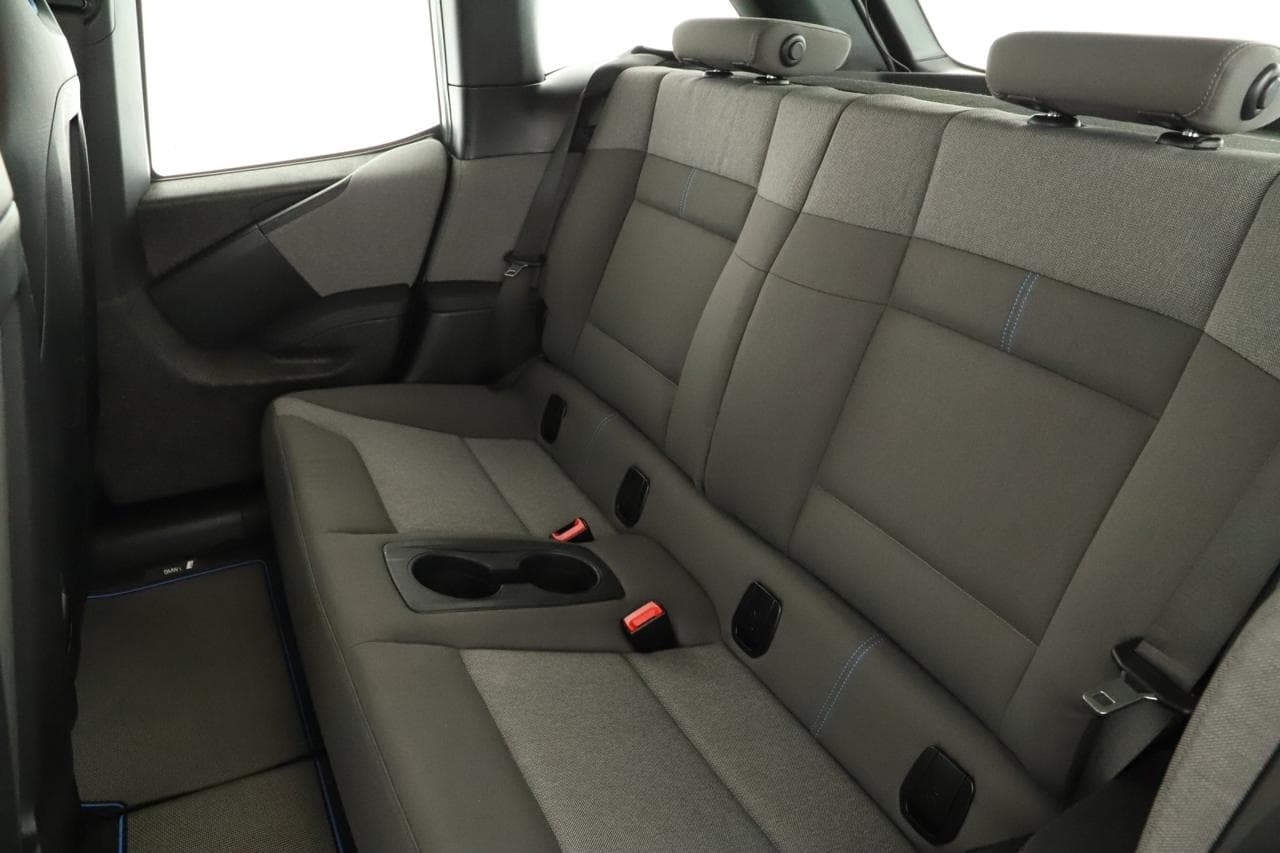 2021 BMW i3 - 18