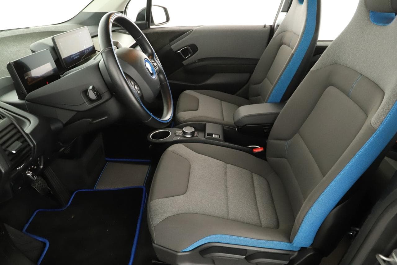 2021 BMW i3 - 23