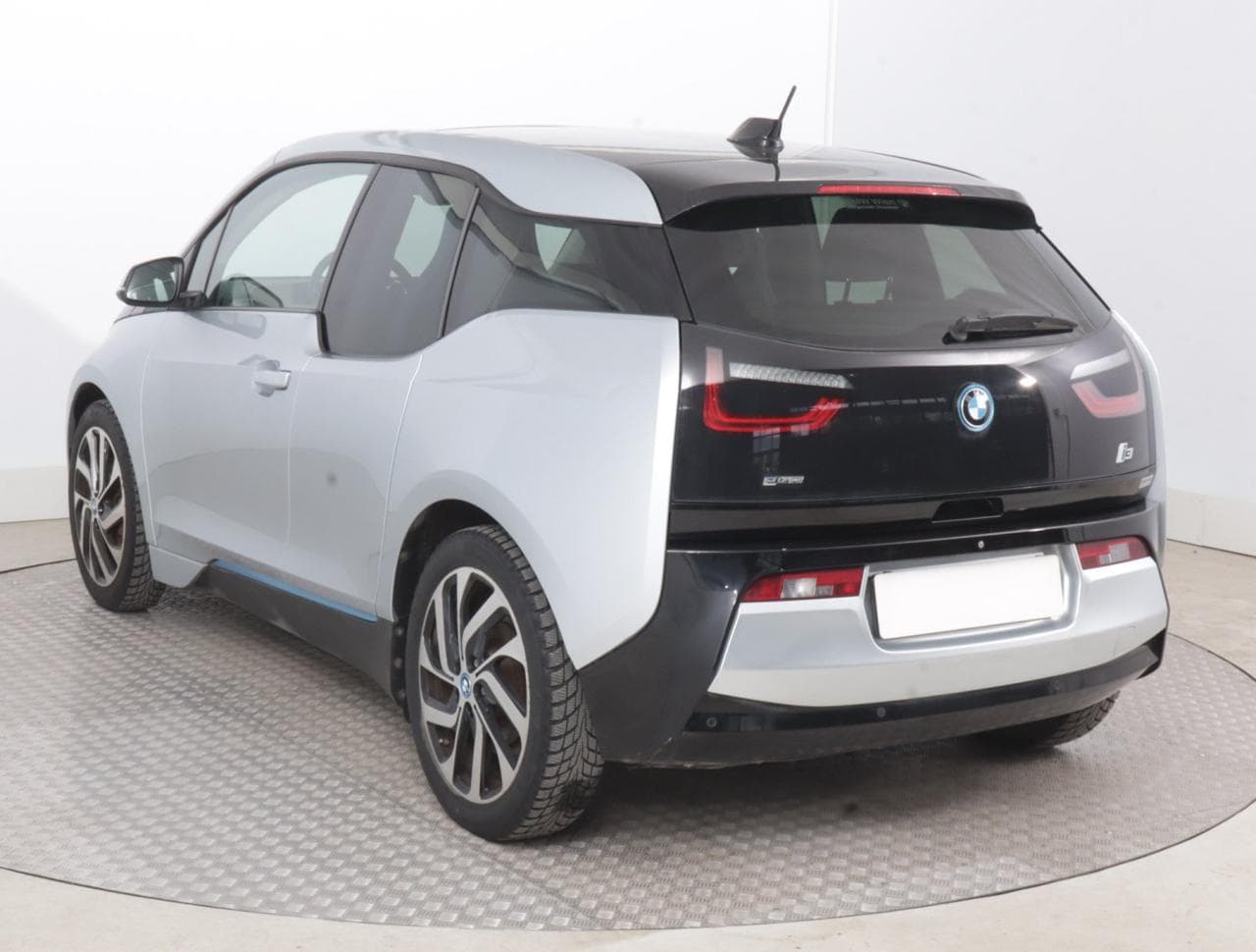 2014 BMW i3 - 7