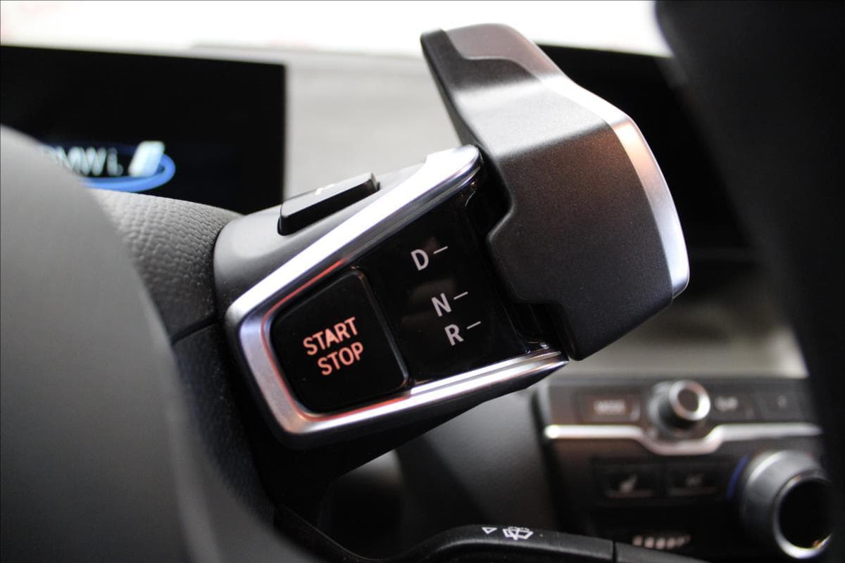 2016 BMW i3 - 25