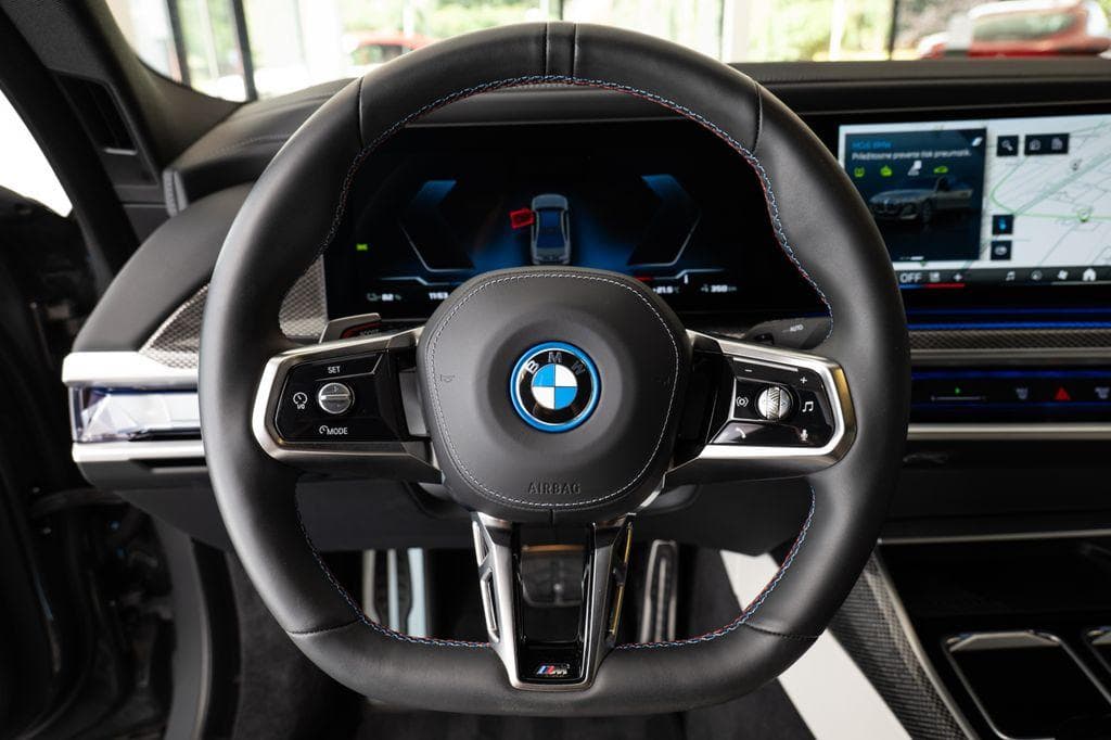 2023 BMW I7 - 5
