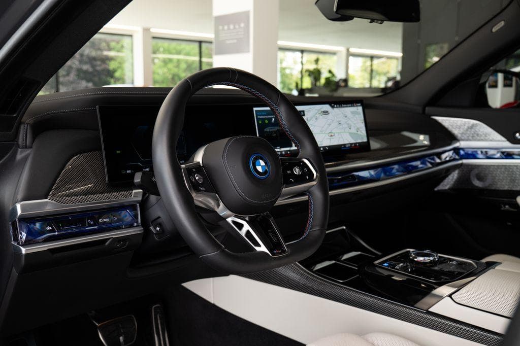 2023 BMW I7 - 6