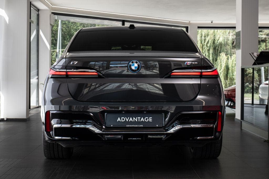 2023 BMW I7 - 3
