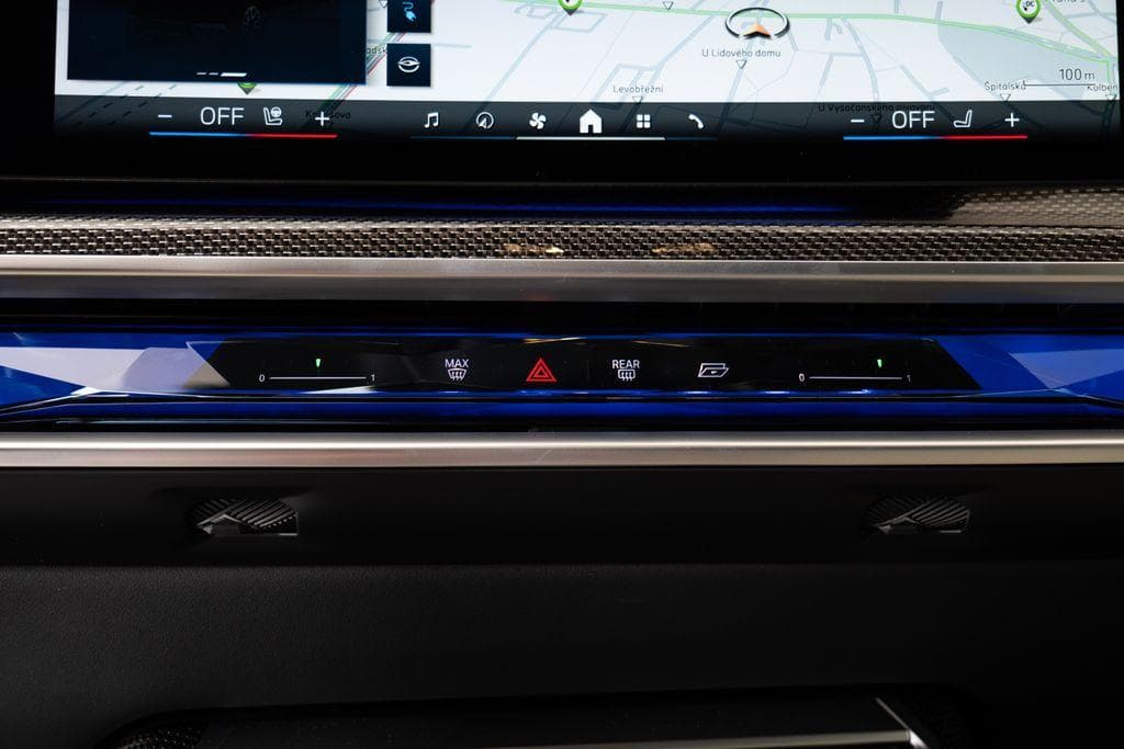 2023 BMW I7 - 15