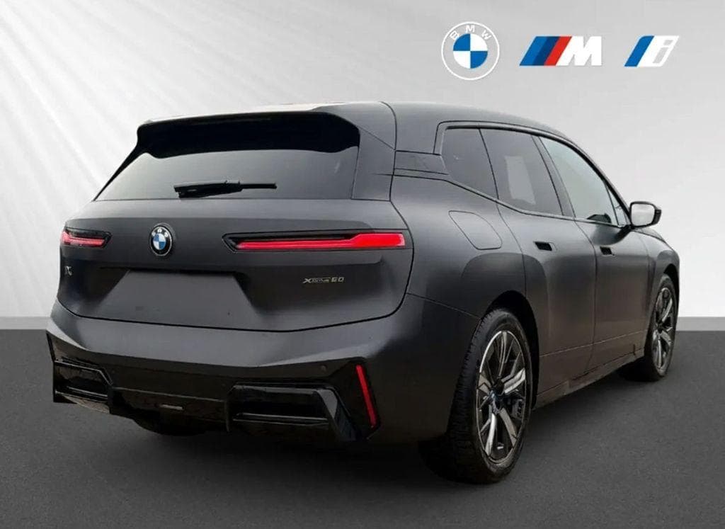 2025 BMW iX - 3